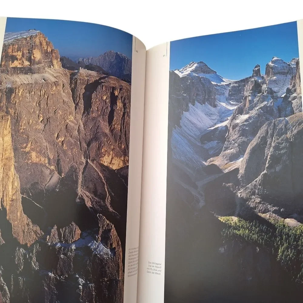 Dolomiten vertikal: The World Natural Heritage from the air / Coffee Table Book